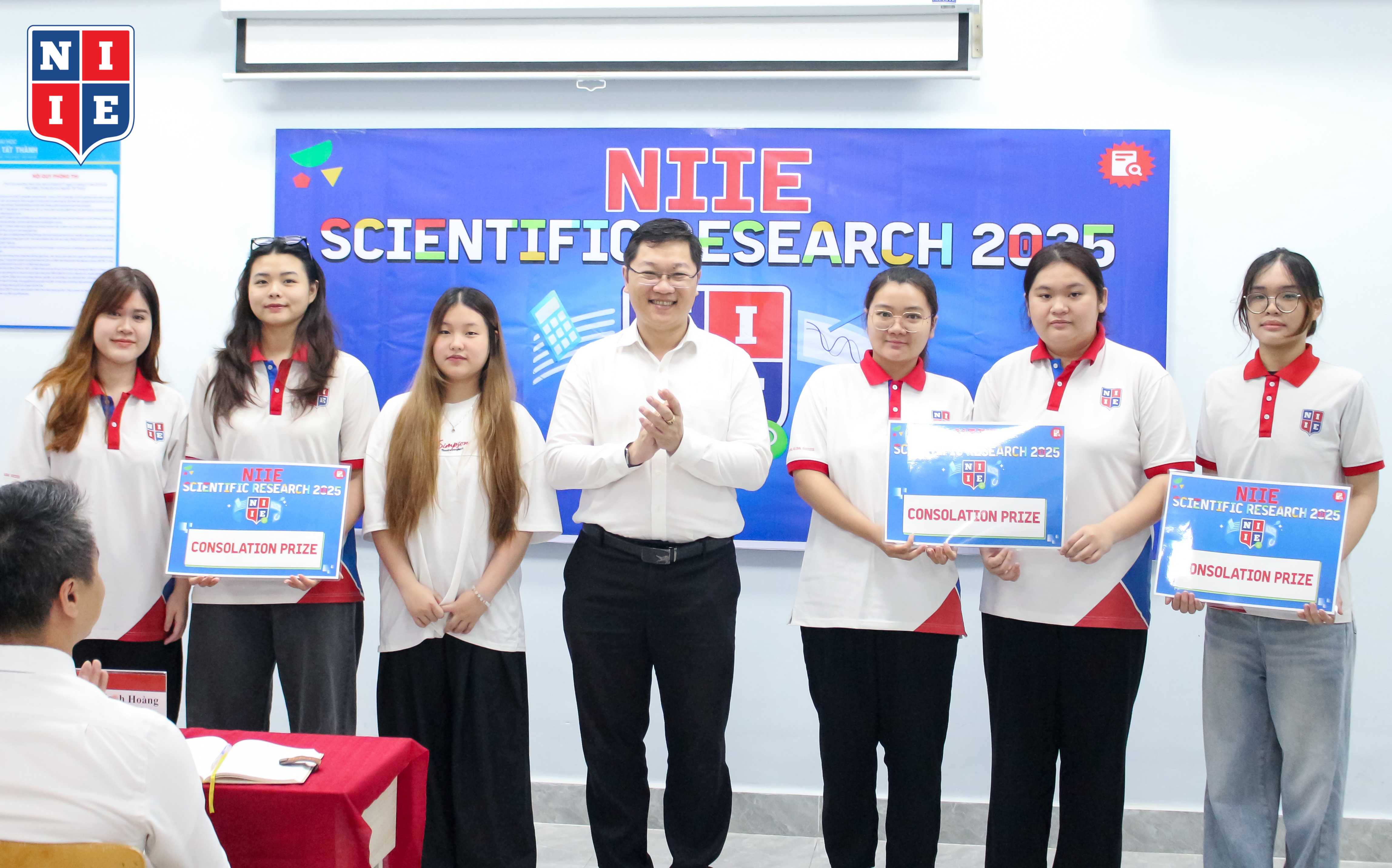 trao-giai-nkkh-2025 (8)