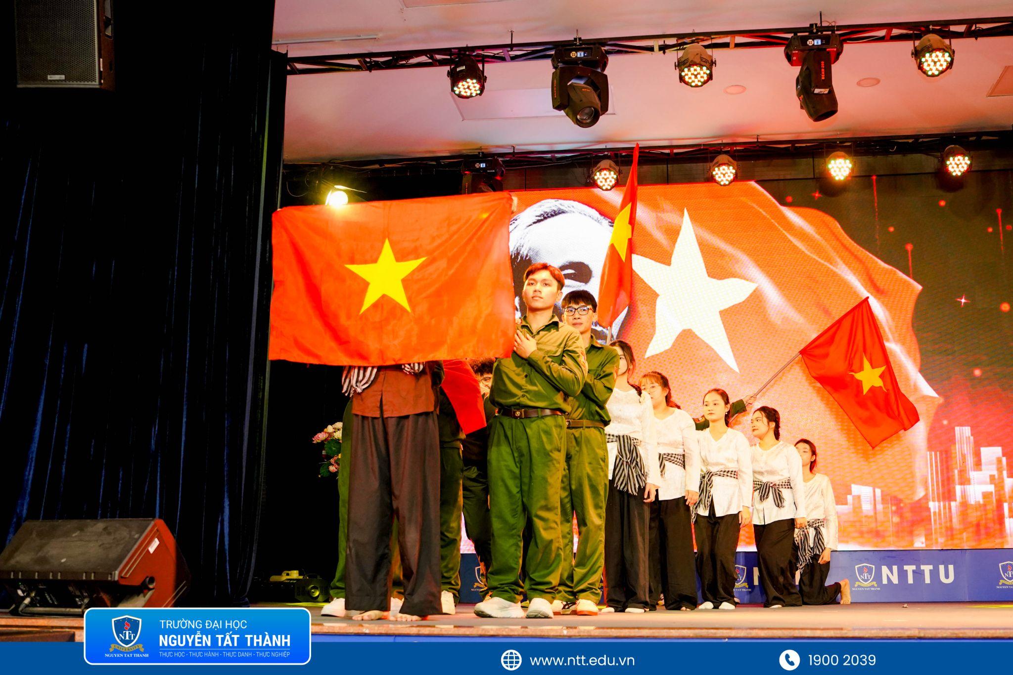 vong-chung-ket-niie-runway-2025 (10)