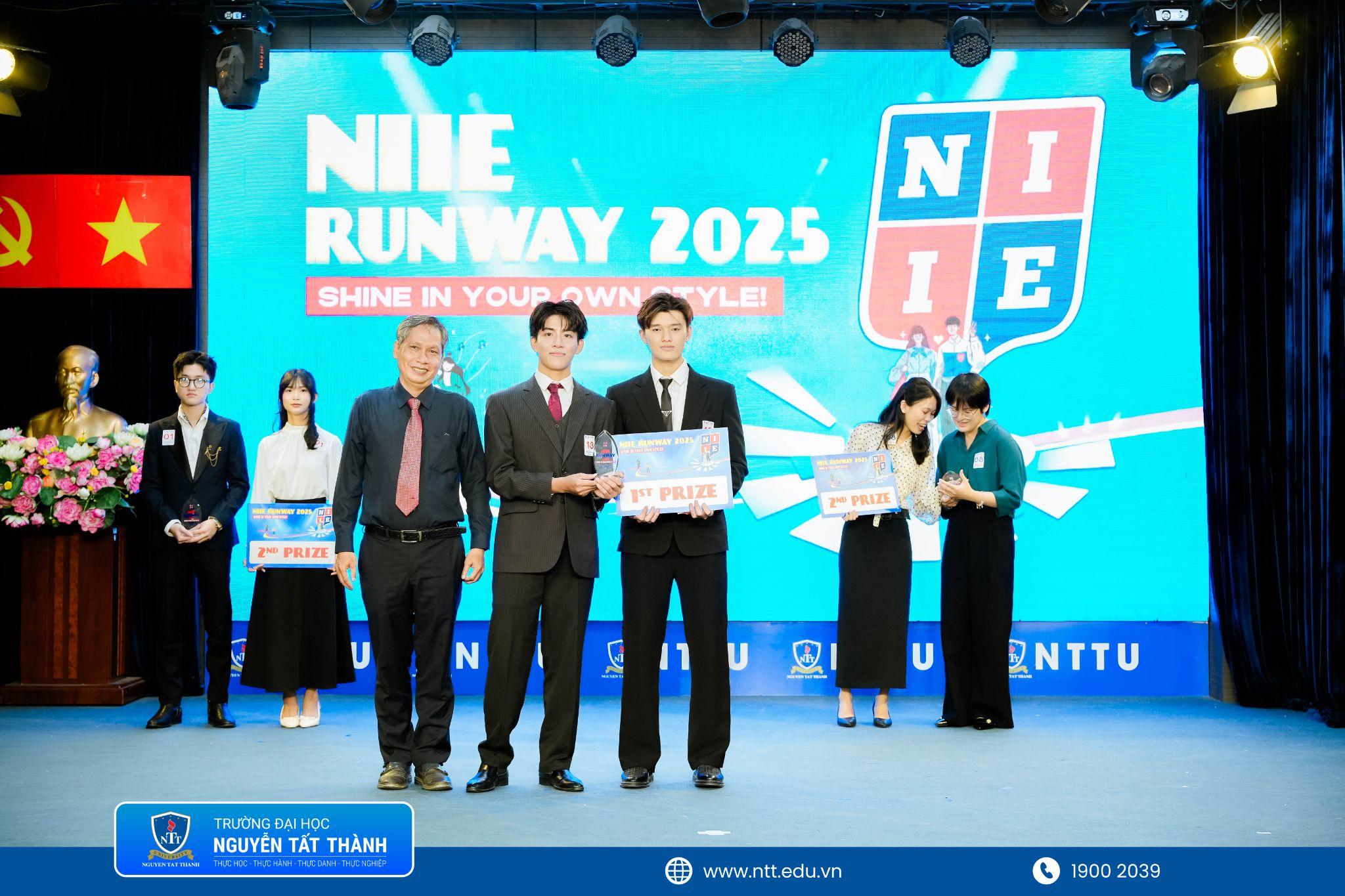 vong-chung-ket-niie-runway-2025 (12)