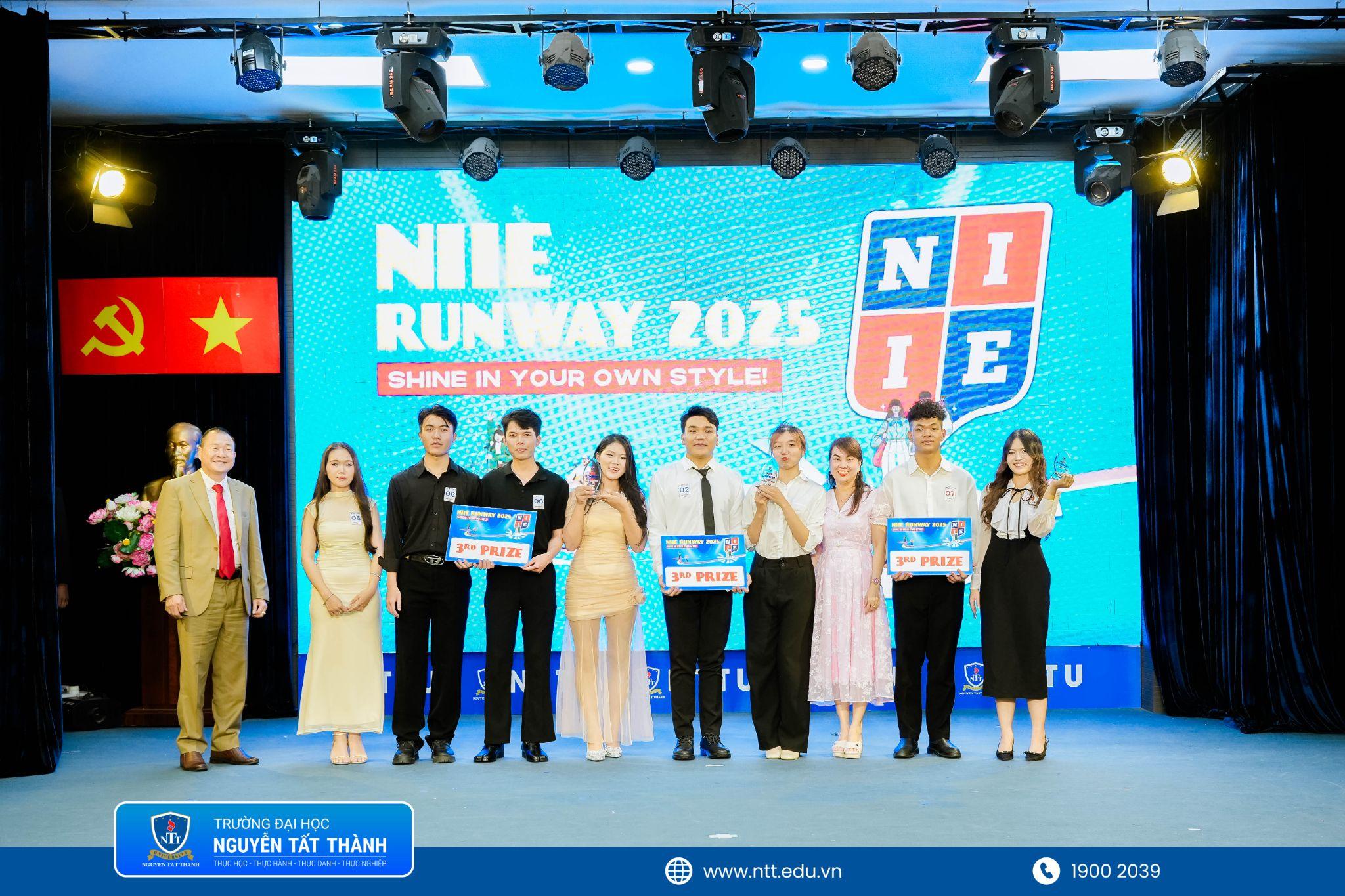 vong-chung-ket-niie-runway-2025 (14)