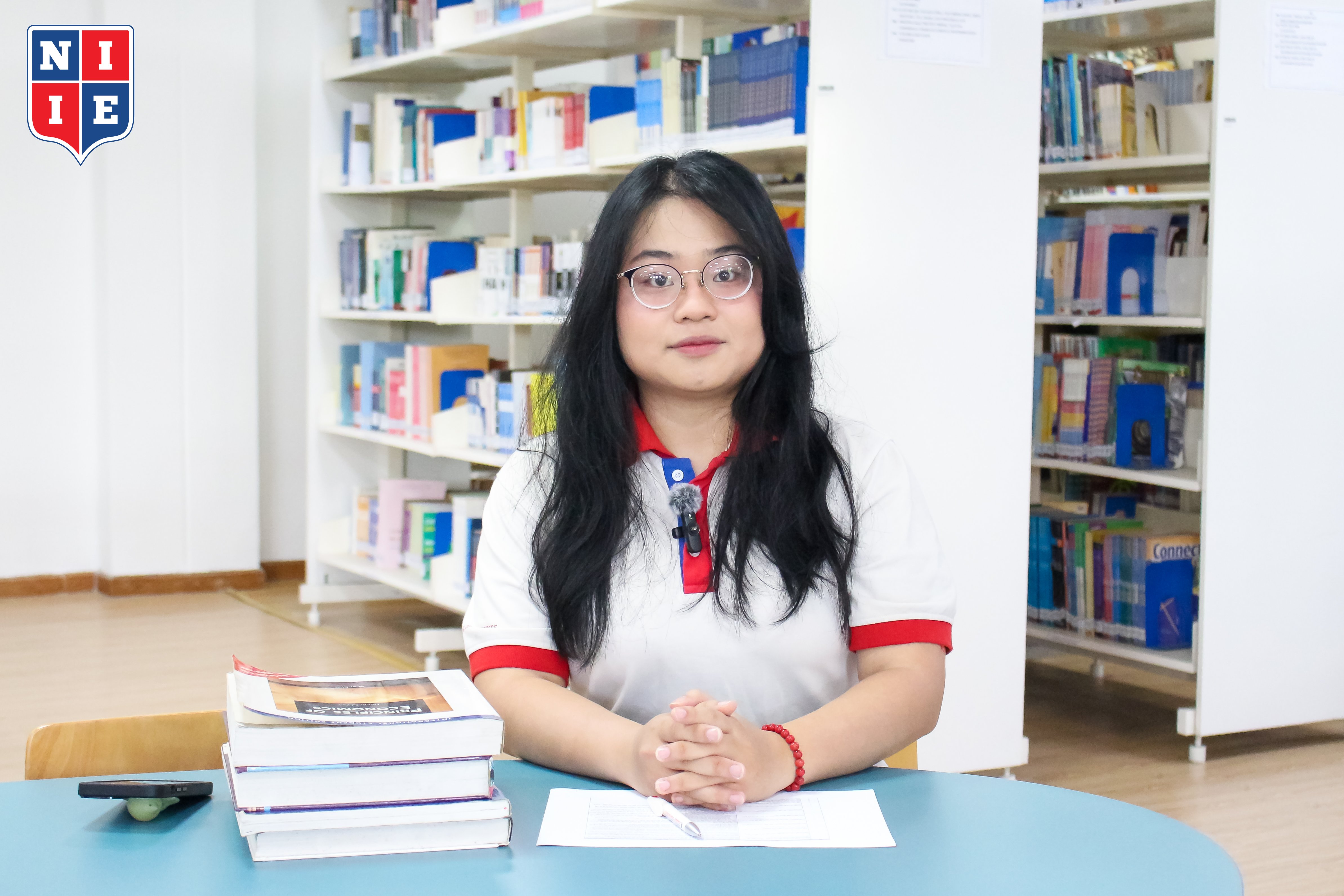 Từ NIIE đến Singapore: Hành trình chạm tay vào giấc mơ quốc tế của Phúc Quỳnh