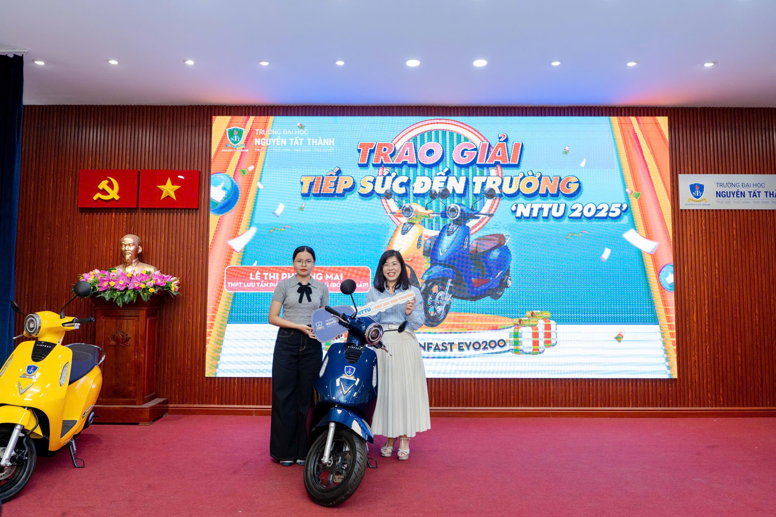 TRAO GIẢI NTTU – TIẾP SỨC ĐẾN TRƯỜNG 2025