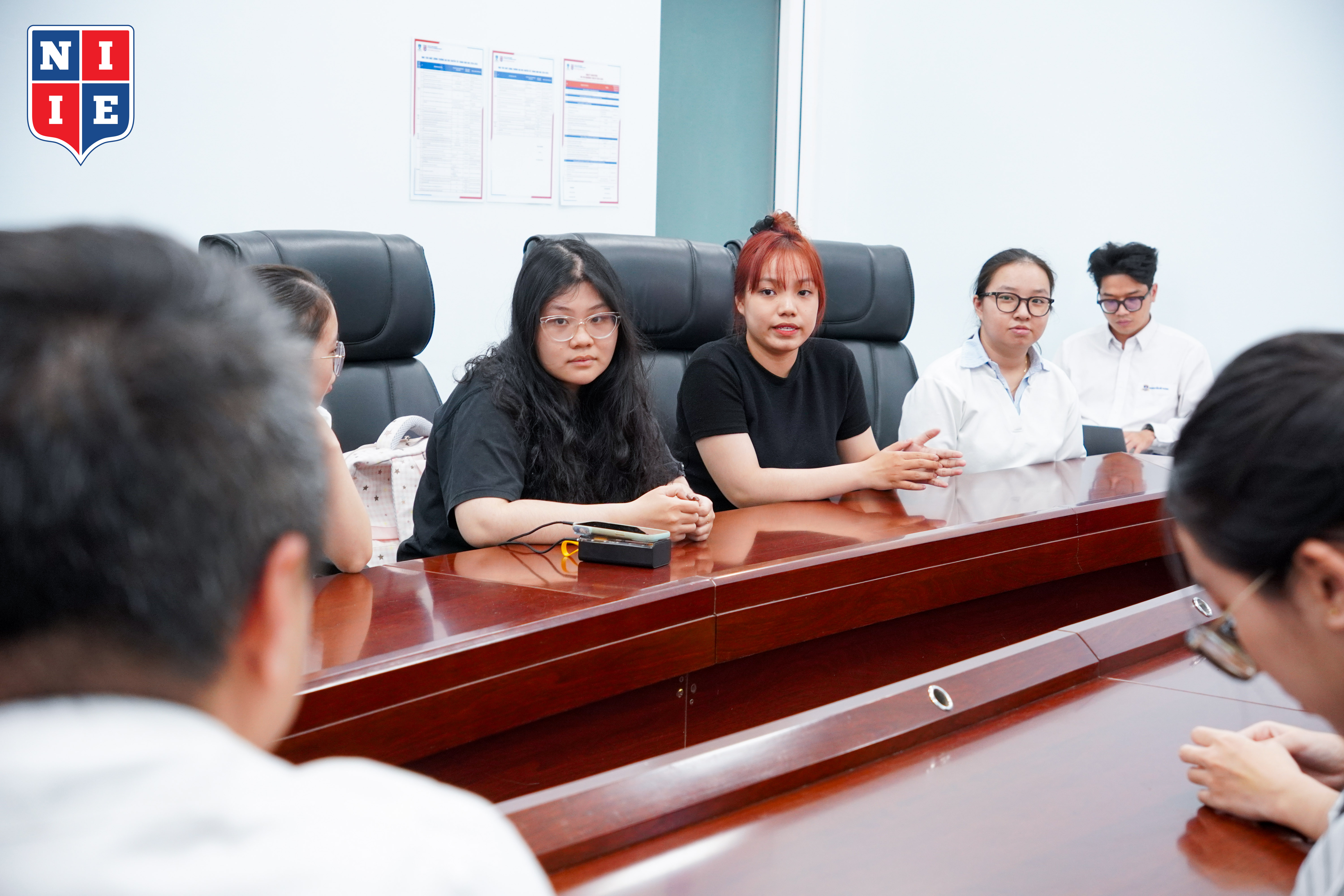 sinh-vien-niie-nhan-chung-chi-1C-2026 (3)