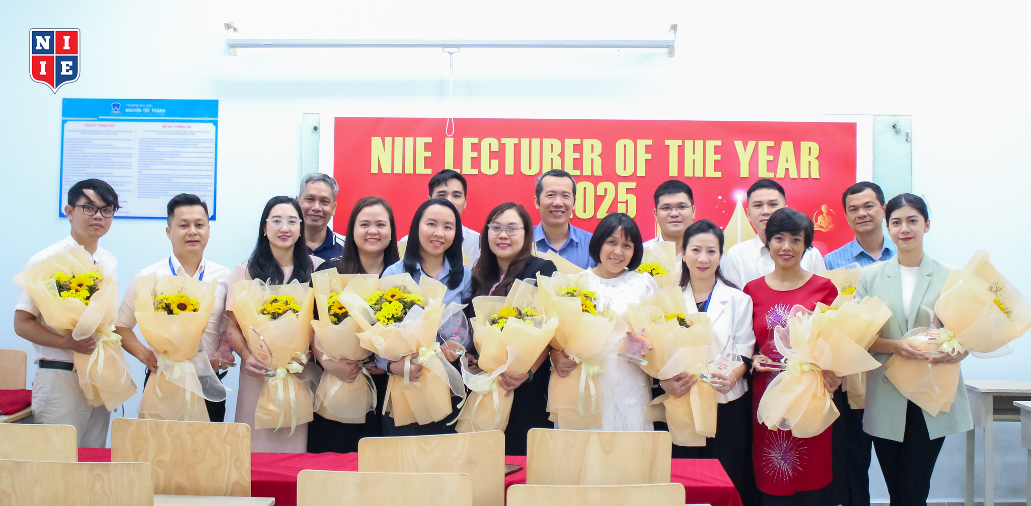 Lễ vinh danh Giảng viên của năm NIIE 2024–2025: Gửi lời tri ân đến những người truyền cảm hứng