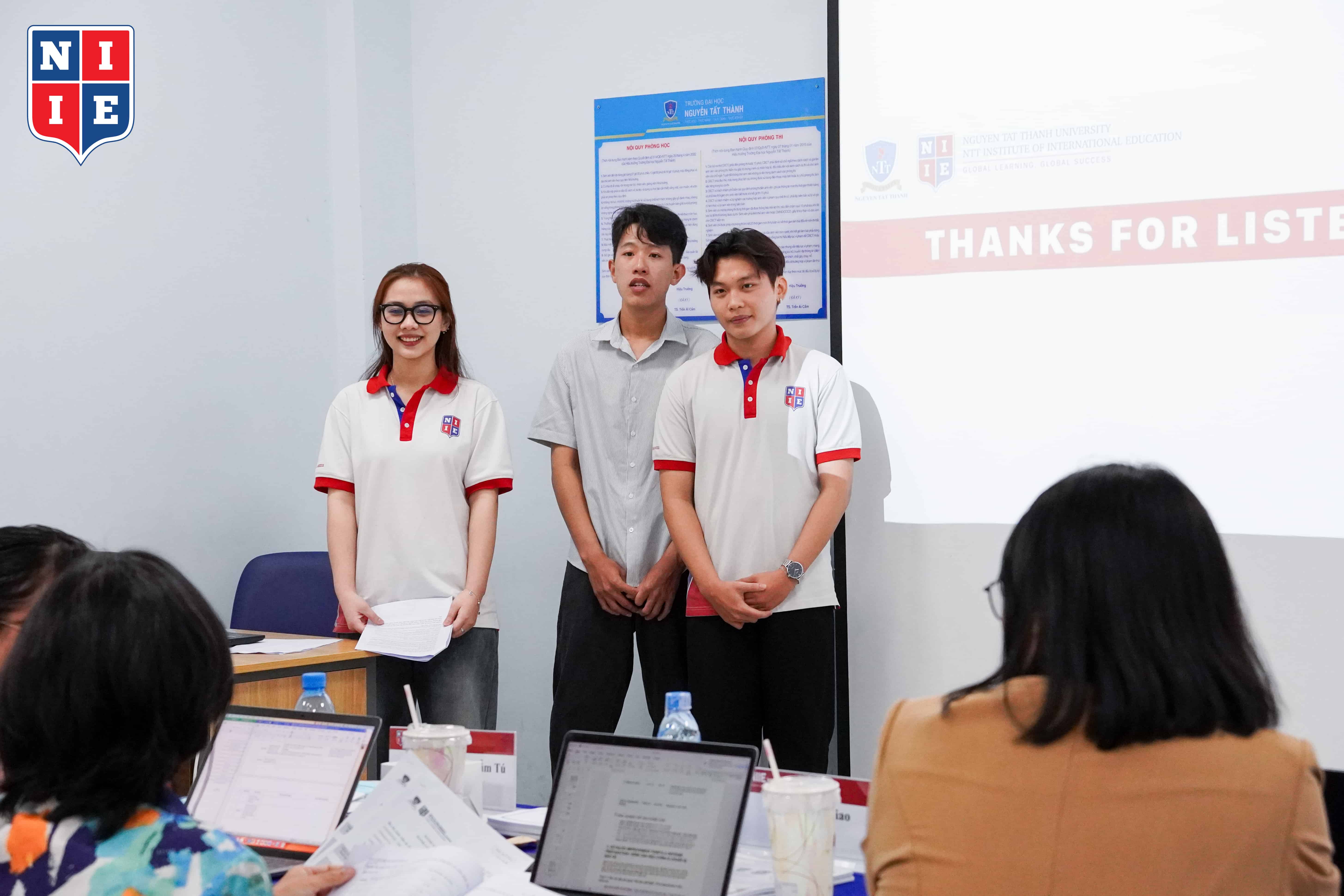 khoa-luan-logistics-2026 (7)