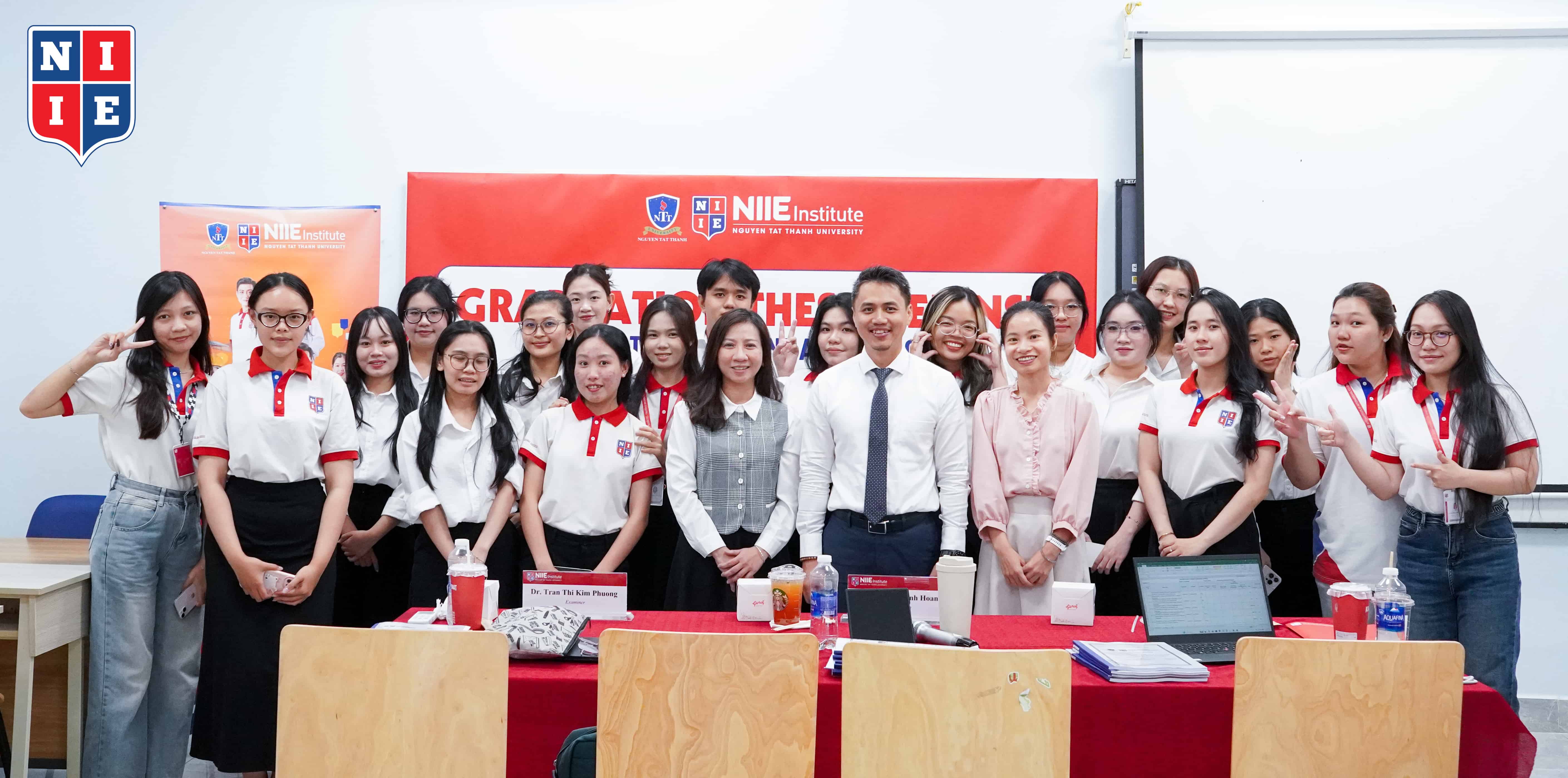 Từ số liệu đến góc nhìn doanh nghiệp: Sinh viên Kế toán NIIE bước vào mùa khóa luận