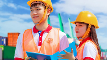 Từ kho bãi tới toàn cầu – Học Logistics tại NTTU học làm chủ chuỗi cung ứng thế giới!