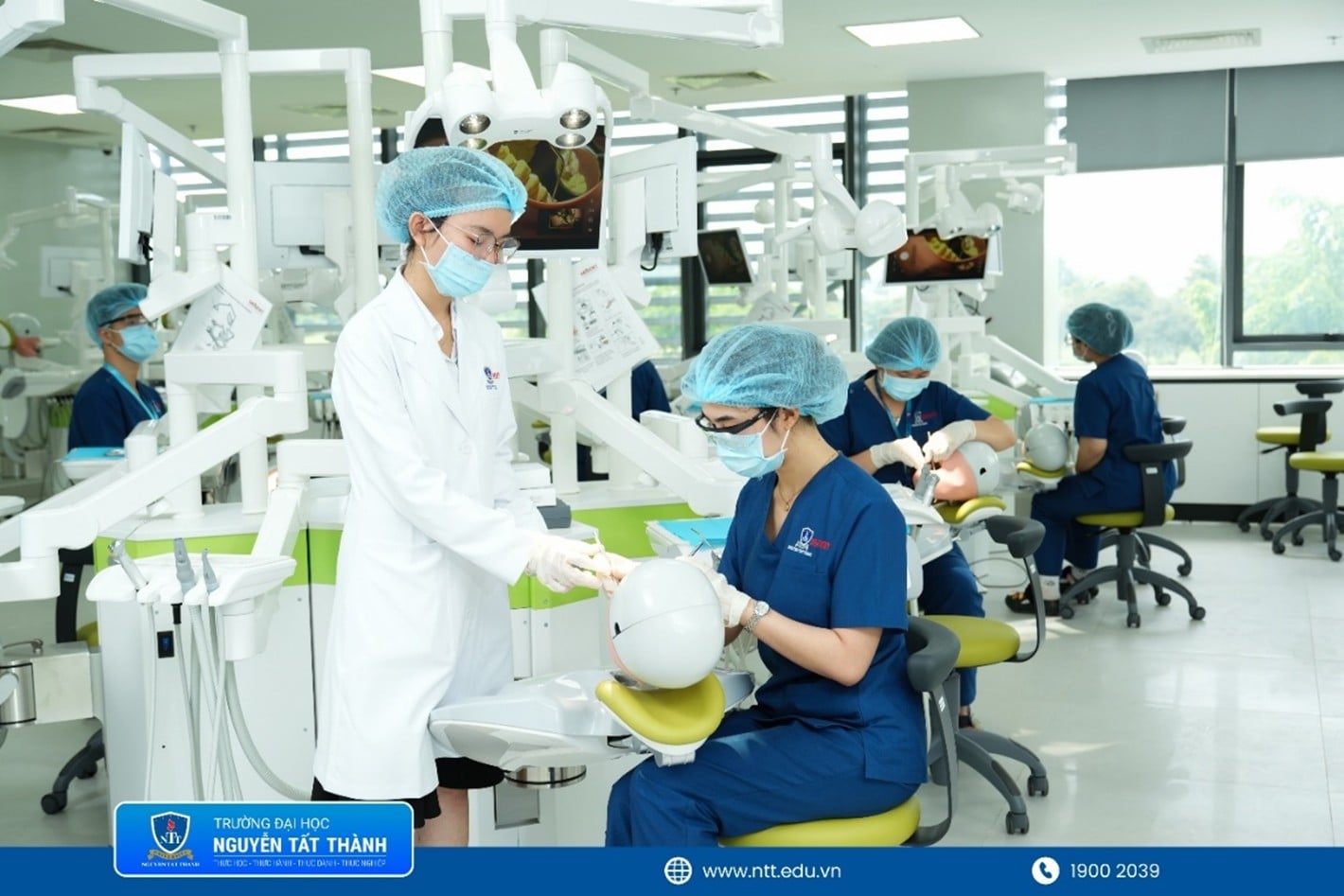 Điều dưỡng Răng - H&agrave;m - Mặt