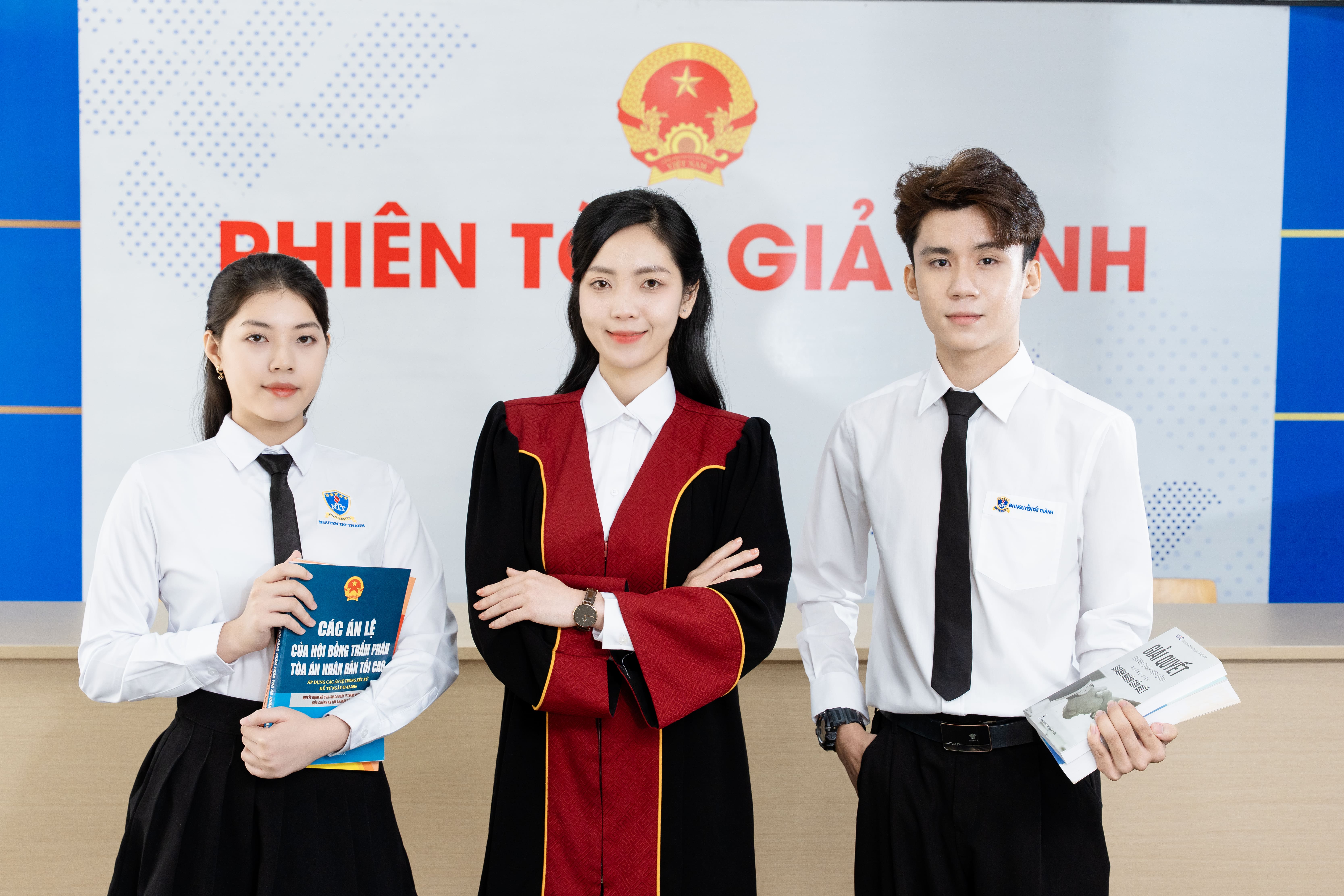Ngành Luật Kinh tế: Khi am hiểu pháp luật trở thành "vũ khí" của người trẻ