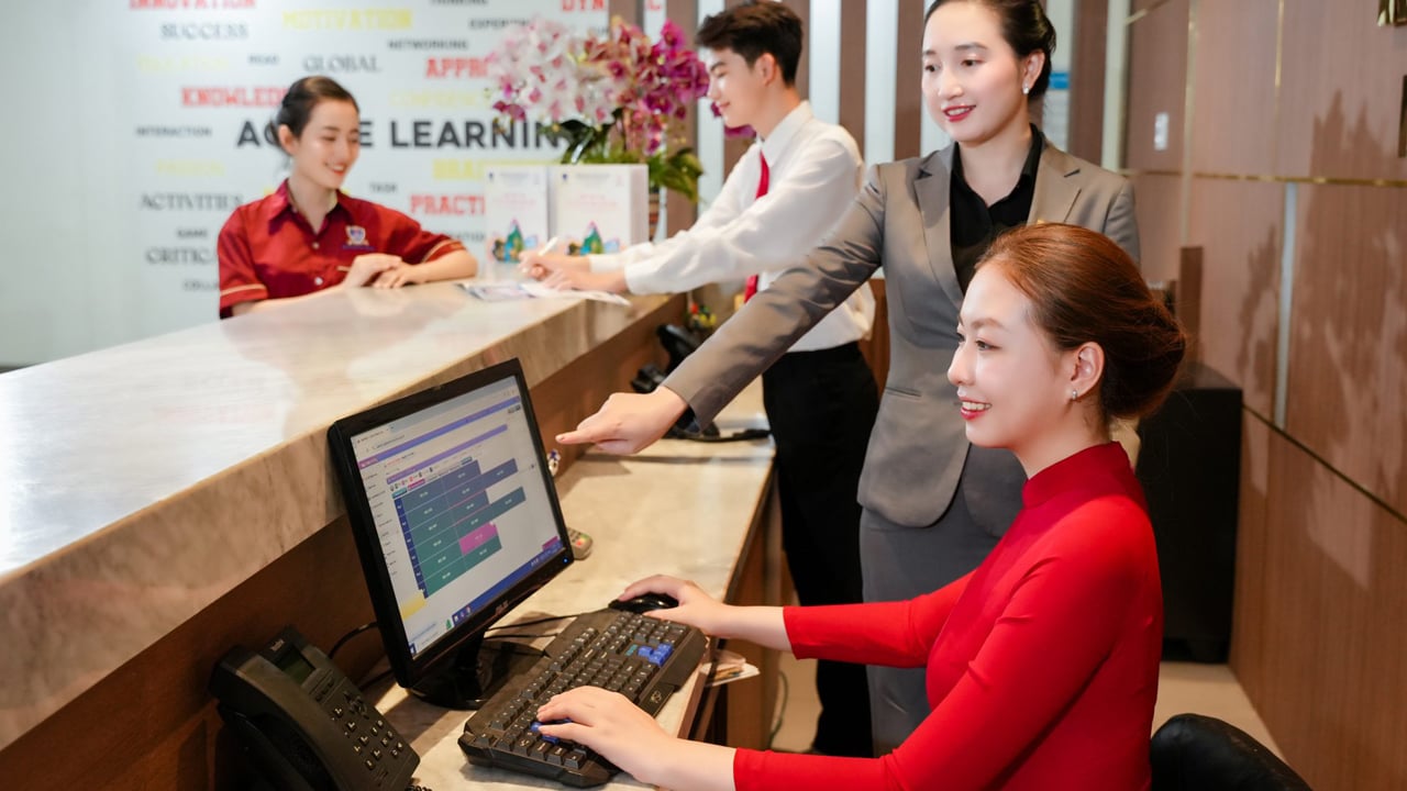 https://tuyensinh.ntt.edu.vn/upload/popup/qt-khach-san-3.jpg