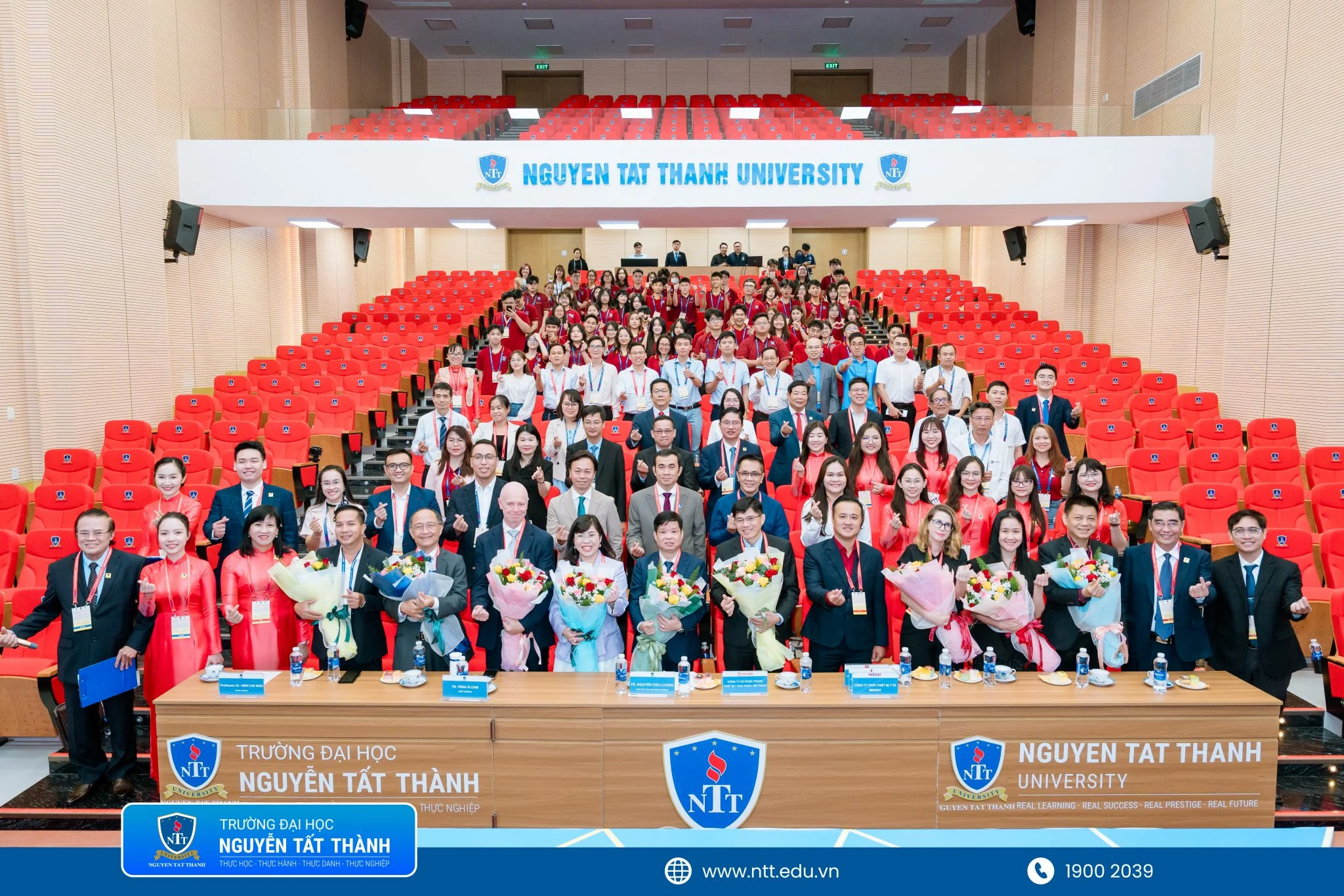 Khánh thành Trung tâm Mô phỏng và Nghiên cứu Lâm sàng Răng Hàm Mặt Trường Đại học Nguyễn Tất Thành