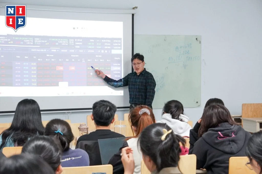 Workshop “Thị trường tài chính: Cổ phiếu & Trái phiếu” – Học từ case thực tế để hiểu đúng về thị trường vốn
