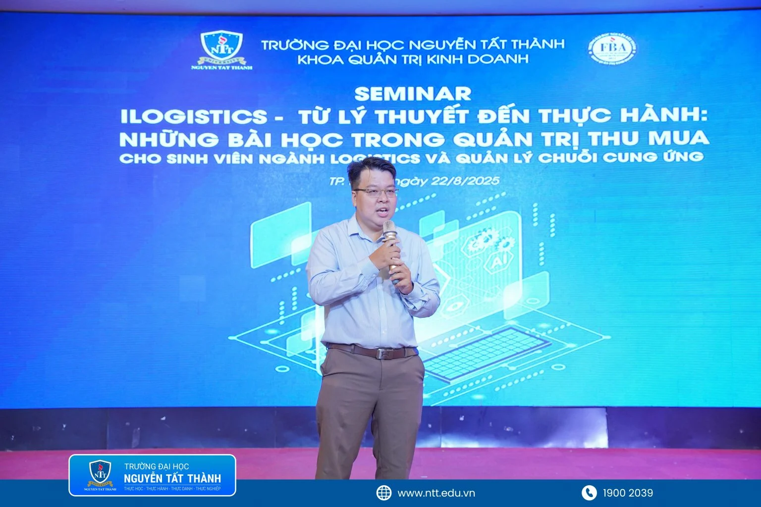 Logistics v&agrave; quản l&yacute; chuỗi cung ứng