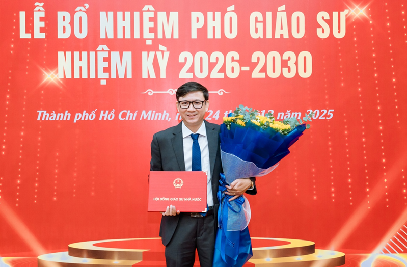 PGS.TS. Nguyễn Văn Hoàng: Cái duyên và niềm tin với nghề giáo