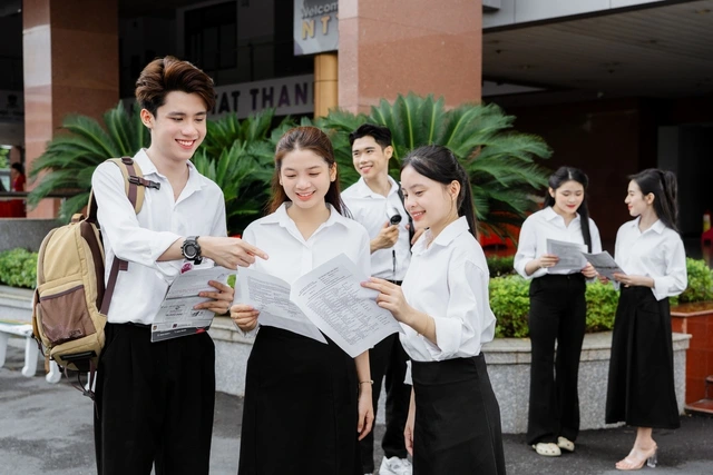 Trường ĐH Nguyễn Tất Thành: Cam kết không tăng học phí toàn khóa
