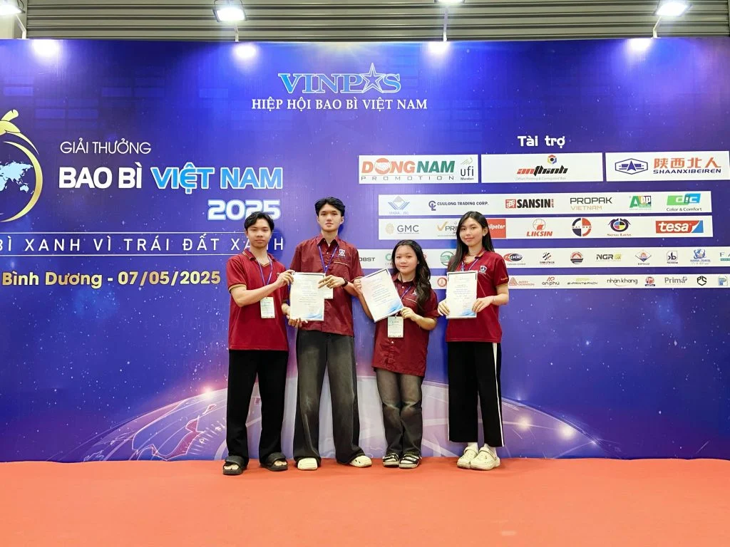 SV năm nhất ngành Thiết kế đồ họa ghi dấu ấn tại Giải thưởng Bao bì Trẻ 2025